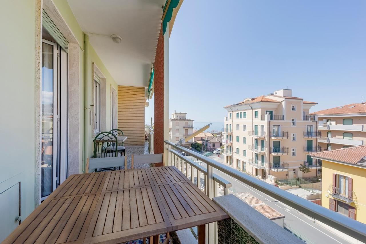Victoria Apartment Bordighera Exterior foto